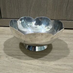 Vintage Fisher Dublin Silverplate Scalloped Bowl K33 B1